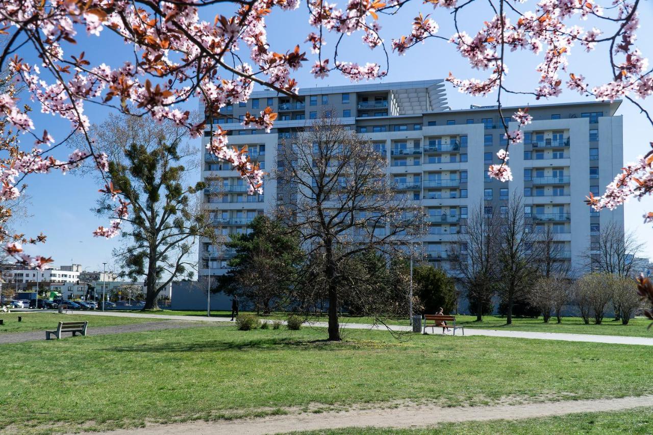 Ideal Apartments Awiator Гданьск Экстерьер фото